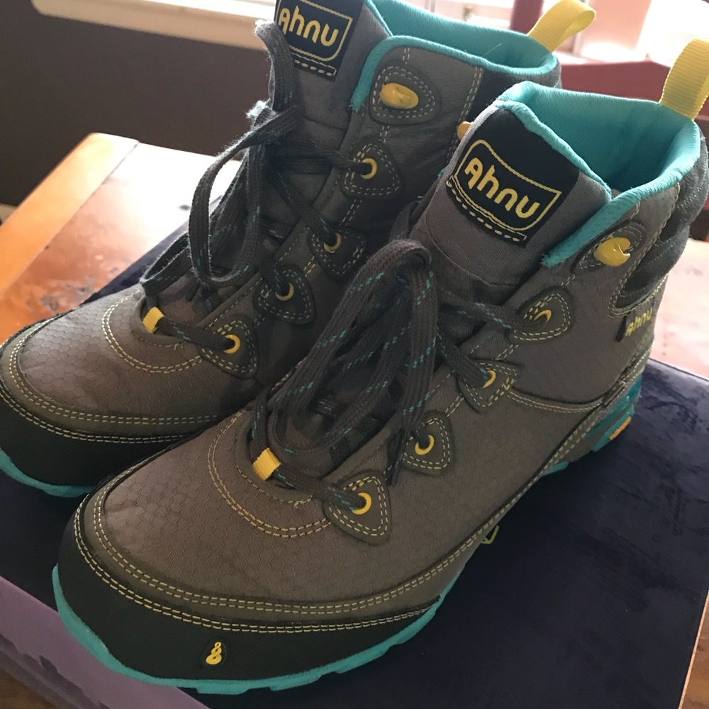 Ahnu Sugarpine Hiking Boot